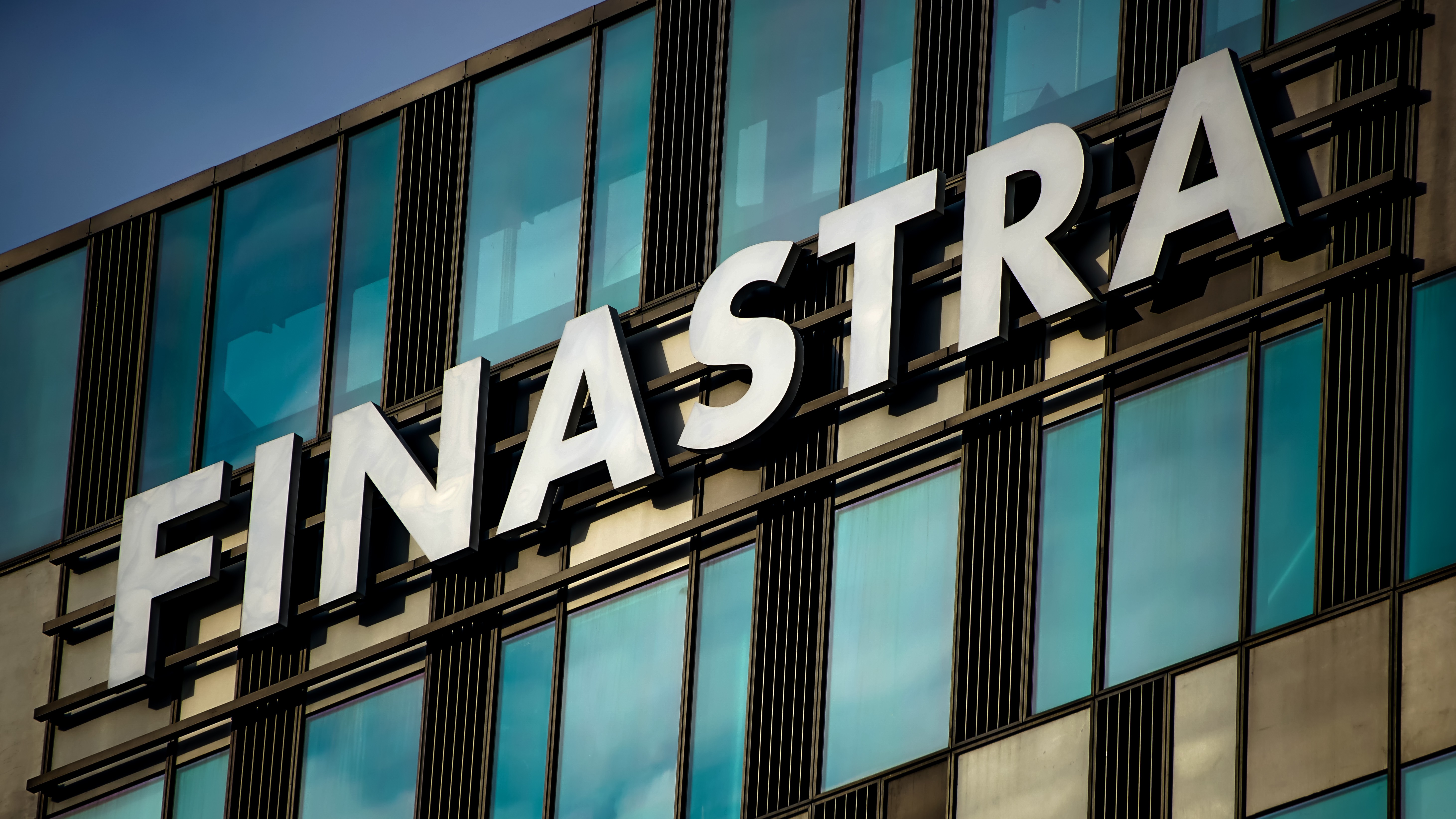 nur redaktionell, Finastra